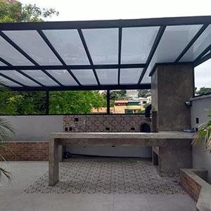 Coberturas em policarbonato no Itaim Bibi